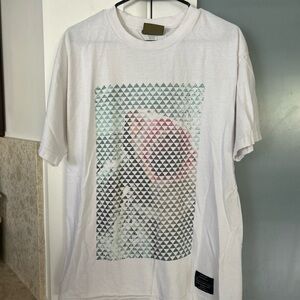 Vintage 2004 Fitted Hawaii Geometric Shark T Shirt Large